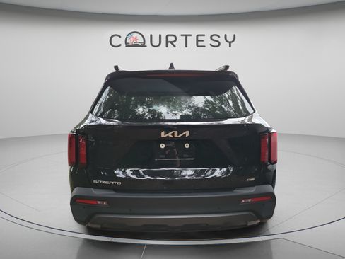 Used 2023 Kia Sorento X-Line EX AWD/4WD image 13