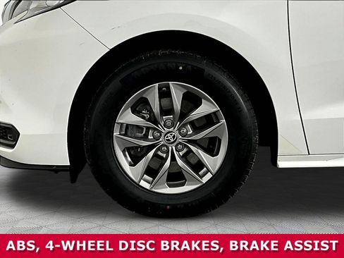 Used 2022 Toyota Sienna LE FWD image 28