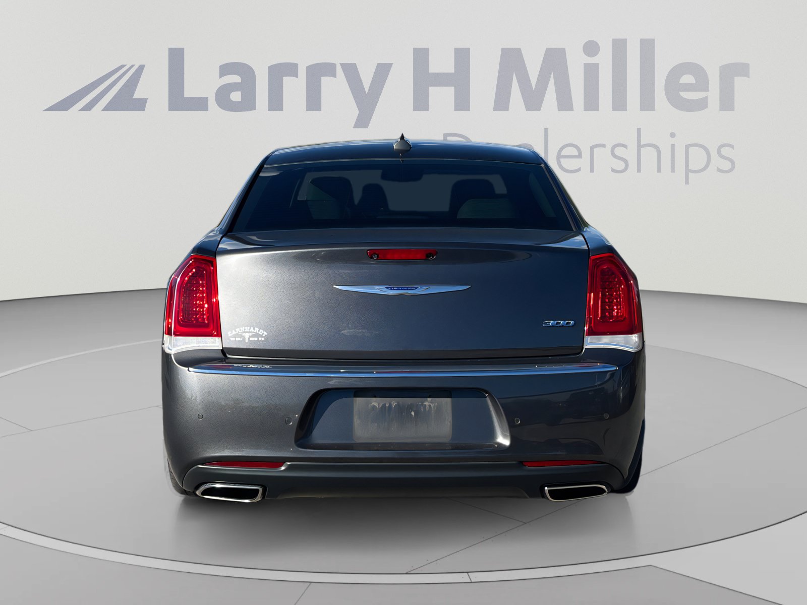 Used 2019 Chrysler 300 Limited w/ Safetytec Plus Group RWD image 4