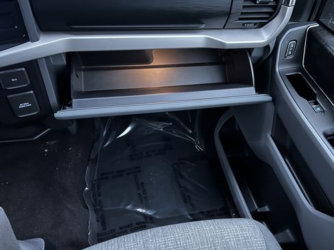 Used 2021 Ford F150 XLT w/ Equipment Group 302A High image 33