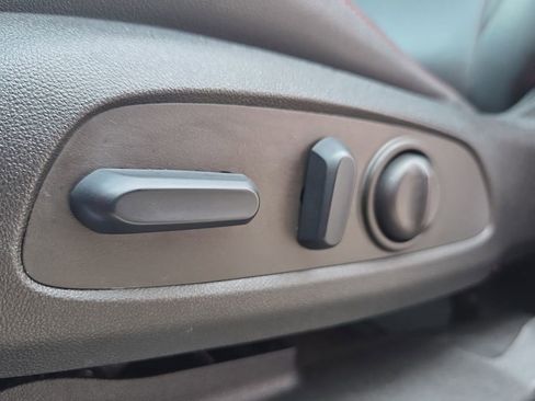 Used 2023 Chevrolet Blazer RS image 30