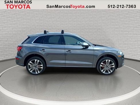 Used 2018 Audi SQ5 Premium Plus w/ S Sport Package image 4