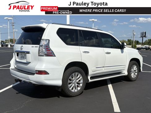 Used 2016 Lexus GX 460 w/ Premium Package AWD/4WD image 3