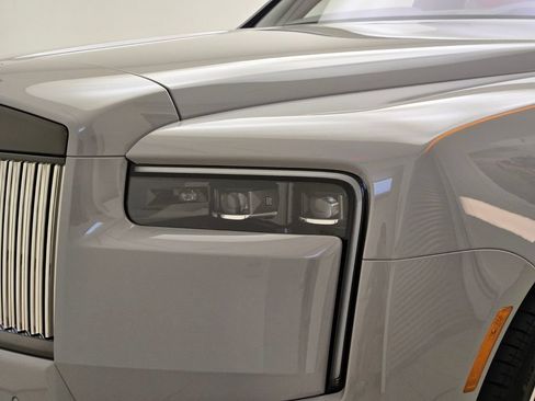 New 2027 Rolls-Royce Cullinan Black Badge AWD/4WD image 8