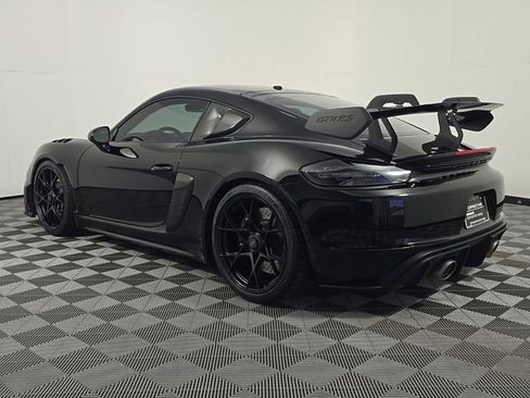 Certified 2024 Porsche 718 Cayman GT4 RS RWD image 3