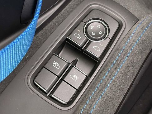 Certified 2025 Porsche 718 Cayman GT4 RS RWD image 32
