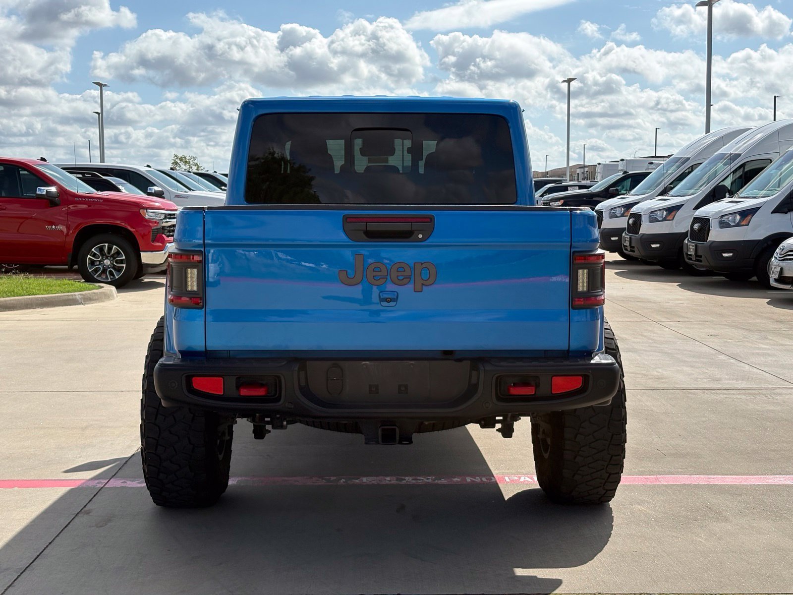 Used 2021 Jeep Gladiator Rubicon AWD/4WD image 6