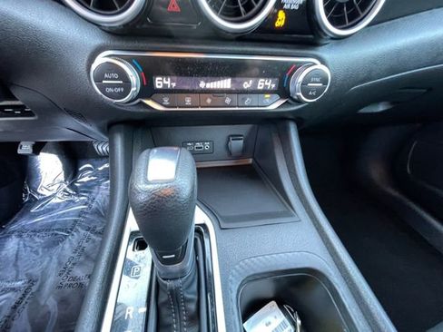 Used 2021 Nissan Sentra SV image 15
