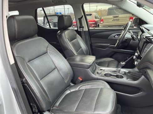 Used 2020 Chevrolet Traverse Premier w/ Redline Edition AWD/4WD image 28