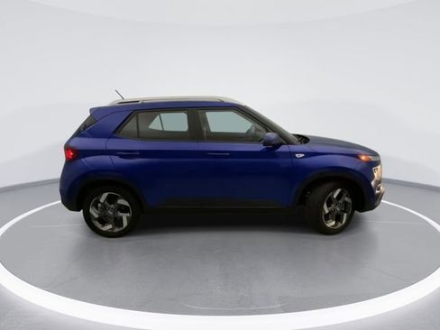Certified 2026 Hyundai Venue SEL FWD image 7
