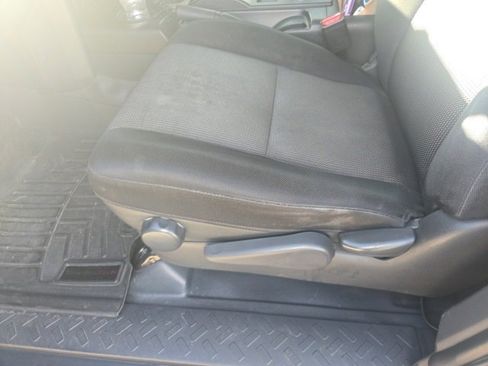 Used 2014 Toyota FJ Cruiser 4WD w/ Convenience Package image 7