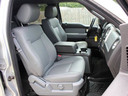 Used 2014 Ford F150 XLT w/ Equipment Group 302A Luxury AWD/4WD image 38