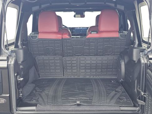 Used 2024 Jeep Wrangler Unlimited Rubicon 392 AWD/4WD image 14