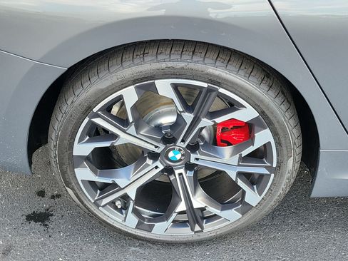New 2026 BMW 330i Sedan w/ M Sport Package RWD image 5