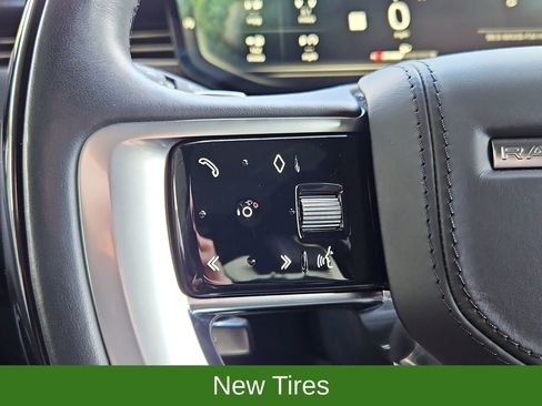 Used 2023 Land Rover Range Rover Long Wheelbase Autobiography image 11