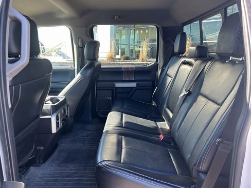 Used 2019 Ford F150 Lariat w/ Equipment Group 502A Luxury image 12