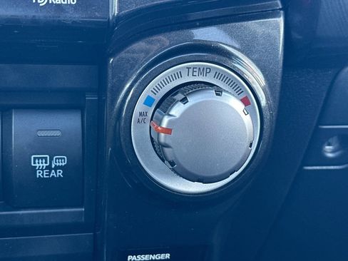 Certified 2021 Toyota 4Runner TRD Off-Road Premium image 31