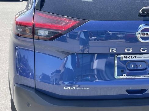 Used 2021 Nissan Rogue S FWD image 10