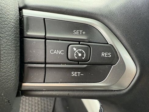 Certified 2022 Jeep Compass Latitude w/ Convenience Group image 17