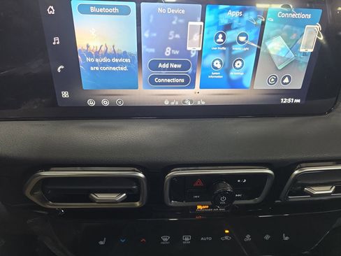 New 2026 Nissan Sentra SV w/ SV Convenience Package FWD image 21