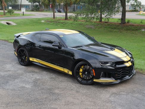 Used 2020 Chevrolet Camaro ZL1 RWD image 37