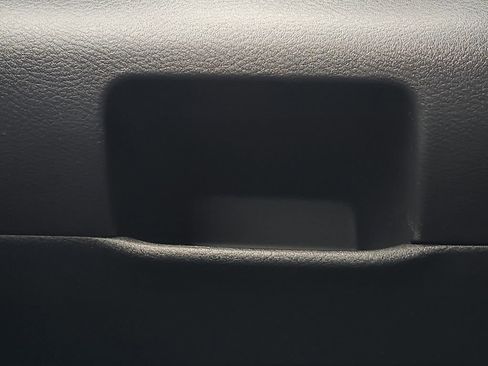 Used 2023 Nissan Kicks SV image 22