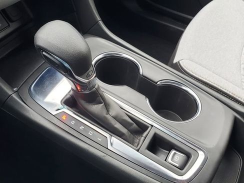 Certified 2024 Chevrolet Equinox LS w/ Driver Confidence II Package image 33