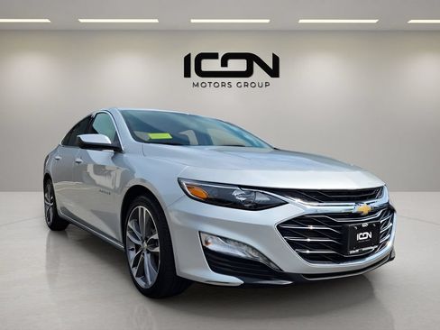 Used 2022 Chevrolet Malibu LT FWD image 4