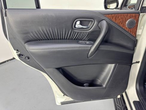 Used 2020 Nissan Armada SL w/ Premium Package image 44