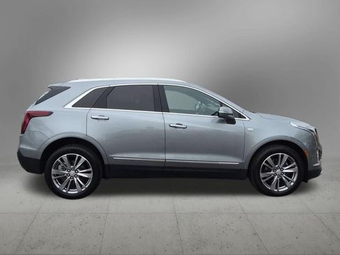 Used 2024 Cadillac XT5 Premium Luxury w/ LPO, Floor Liner Package AWD/4WD image 7