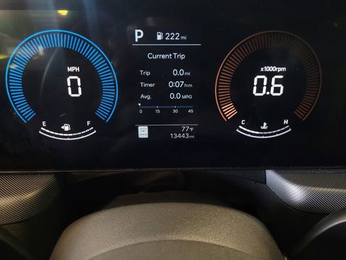 Used 2025 Hyundai Sonata SEL FWD image 23