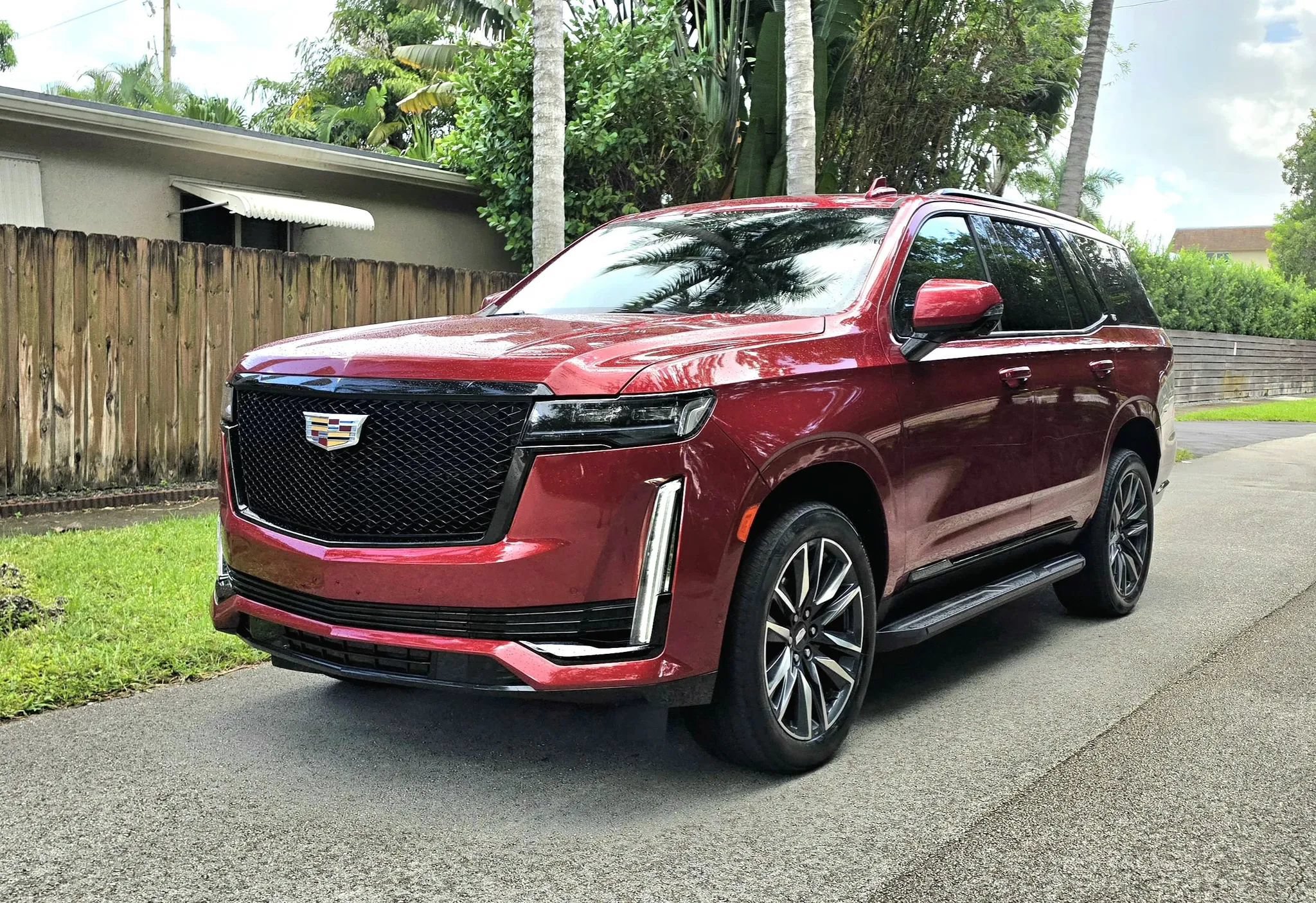 Used 2021 Cadillac Escalade Sport AWD/4WD image 3