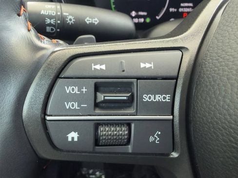 Used 2025 Honda CR-V Sport image 29