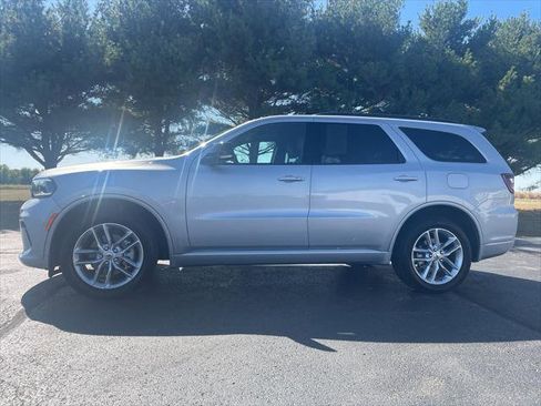 Certified 2024 Dodge Durango GT image 1