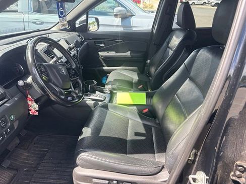 Used 2019 Honda Passport Touring image 2