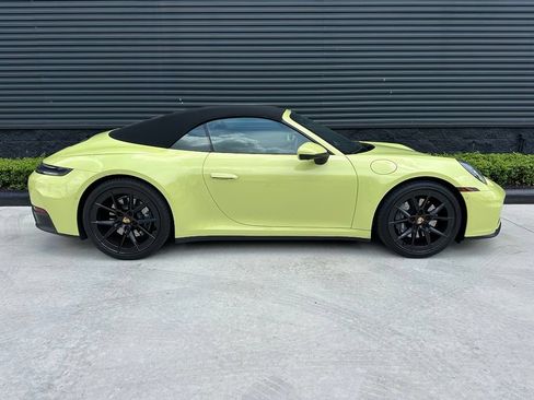 Certified 2025 Porsche 911 Carrera RWD image 11