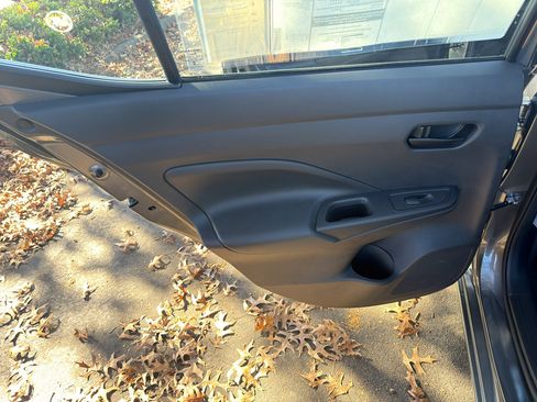 New 2025 Nissan Versa S image 29