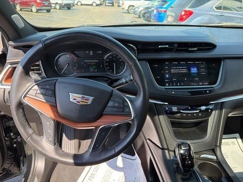 Certified 2023 Cadillac XT5 Premium Luxury AWD/4WD image 13
