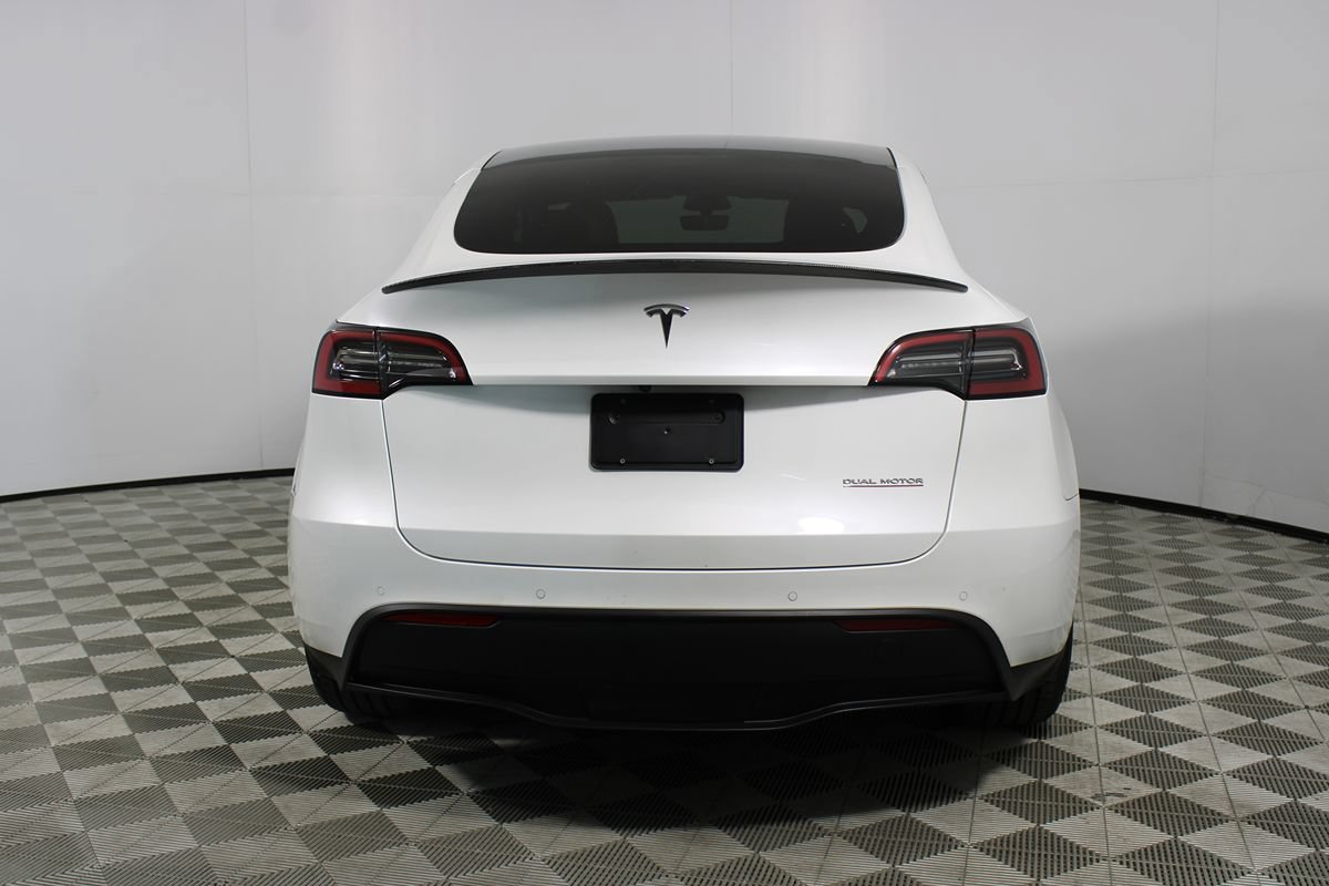Used 2022 Tesla Model Y Performance AWD/4WD image 5