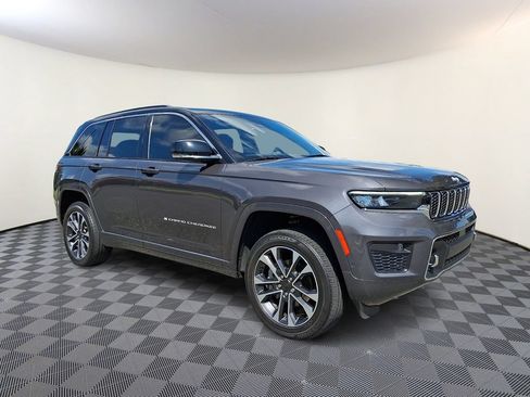 Used 2024 Jeep Grand Cherokee Overland w/ Luxury Tech Group IV AWD/4WD image 1