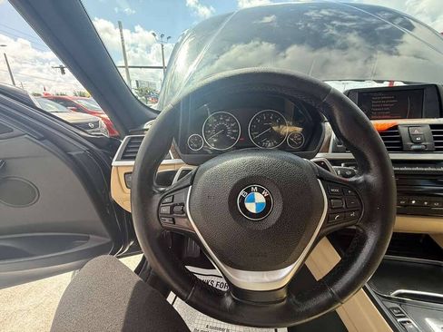 Used 2017 BMW 330i Sedan w/ Premium Package RWD image 19
