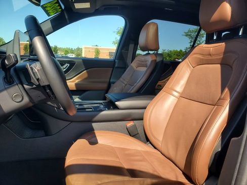 Used 2024 Lincoln Aviator Reserve w/ Equipment Group 201A AWD/4WD image 5
