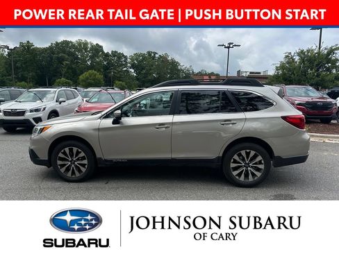 Used 2017 Subaru Outback 2.5i Limited AWD/4WD image 5