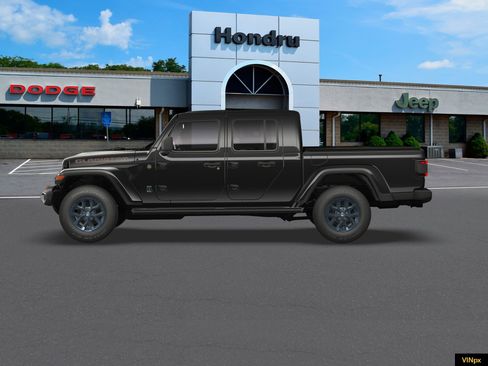 New 2026 Jeep Gladiator Sport AWD/4WD image 3