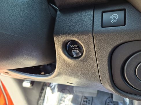 New 2026 Nissan Frontier Pro-X w/ Pro-X Convenience Package RWD image 31