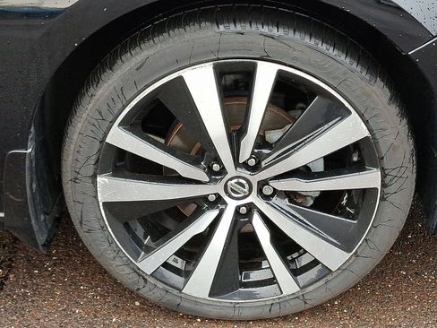 Used 2019 Nissan Altima 2.5 Platinum image 8