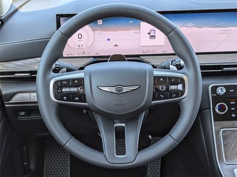 Used 2025 Genesis GV80 2.5T Select image 15