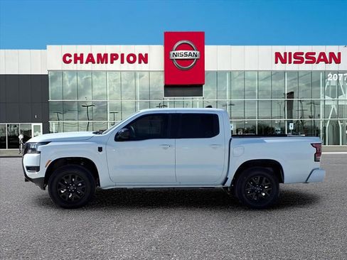 New 2026 Nissan Frontier SV w/ SV Convenience Package AWD/4WD image 4