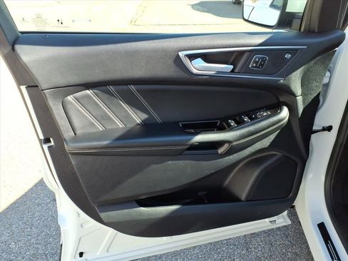 Used 2020 Ford Edge ST w/ Cold Weather Package image 16