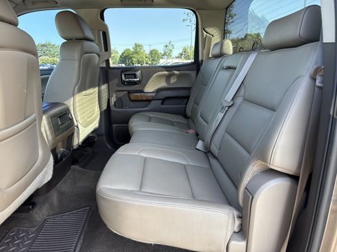 Used 2015 GMC Sierra 1500 SLT w/ SLT Crew Cab Value Package RWD image 30